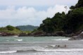 /album/venham-visitar-nossa-praia-apenas-a-100m-/em-peruibe-a-praia-do-canto-e-emoldurada-por-um-costao-rochoso-e-conta-com-uma-bica-dagua-de-pedra-e-trilha-pela-mata-atlantica-1378508720132-750x500-jpg/